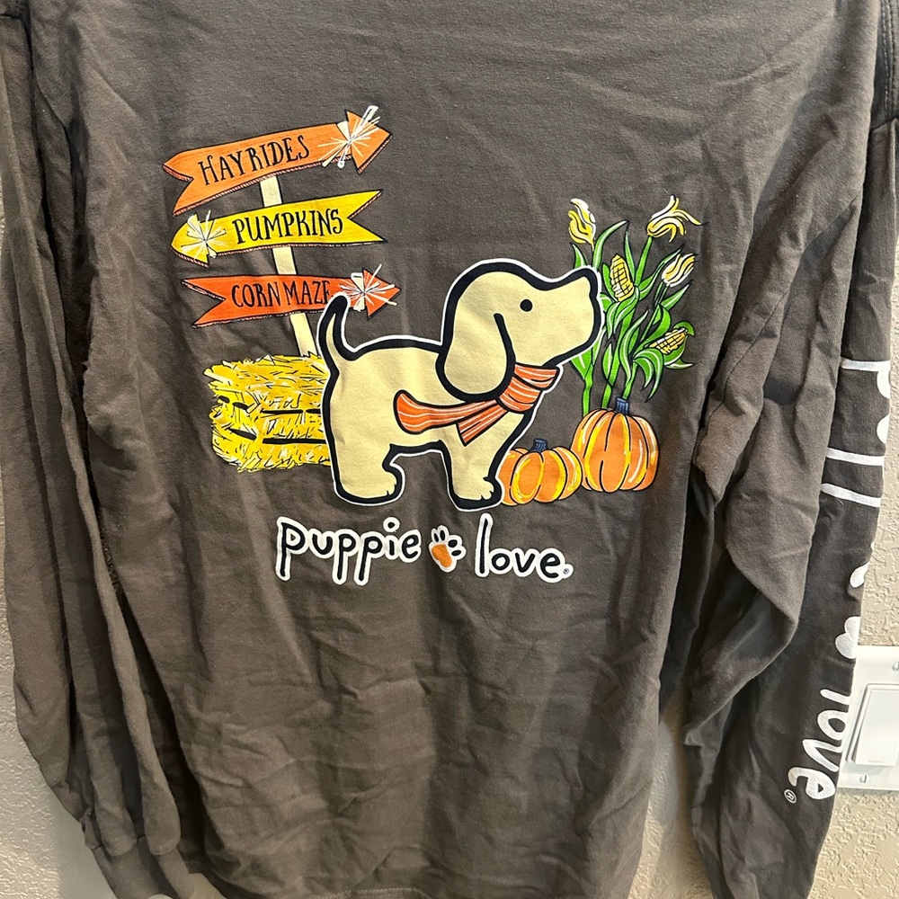 Puppie Love Fall Pumpkin Women’s Long Sleeve Tee, size Medium